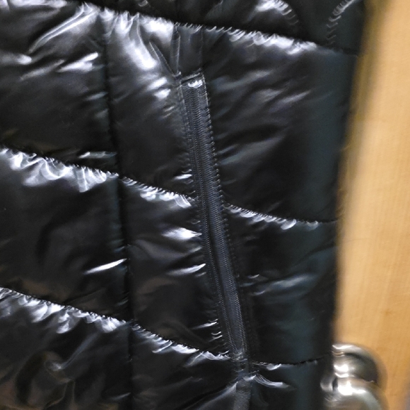 Talbots Shiny Black Quilted Vest - Picture 9 of 11